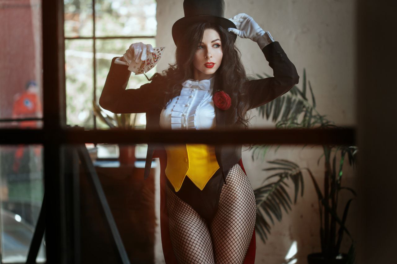 Zatanna costume |  Comics | Free Express shipping